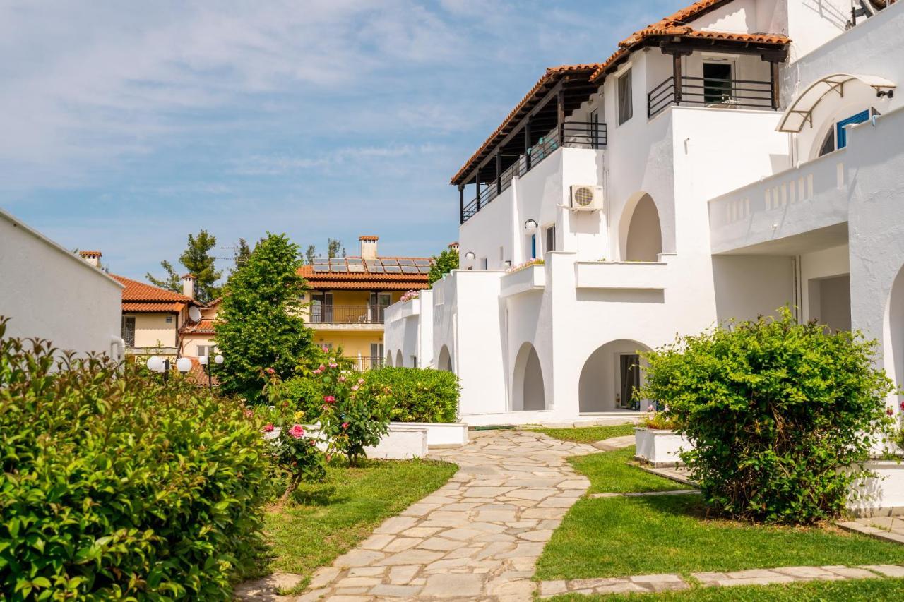 Theo Bungalows Boutique Hotel Kриопиги Екстериор снимка