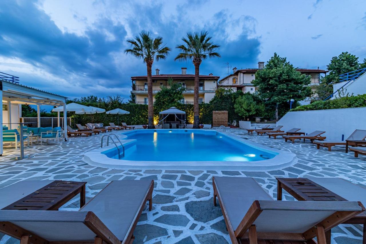 Theo Bungalows Boutique Hotel Kриопиги Екстериор снимка