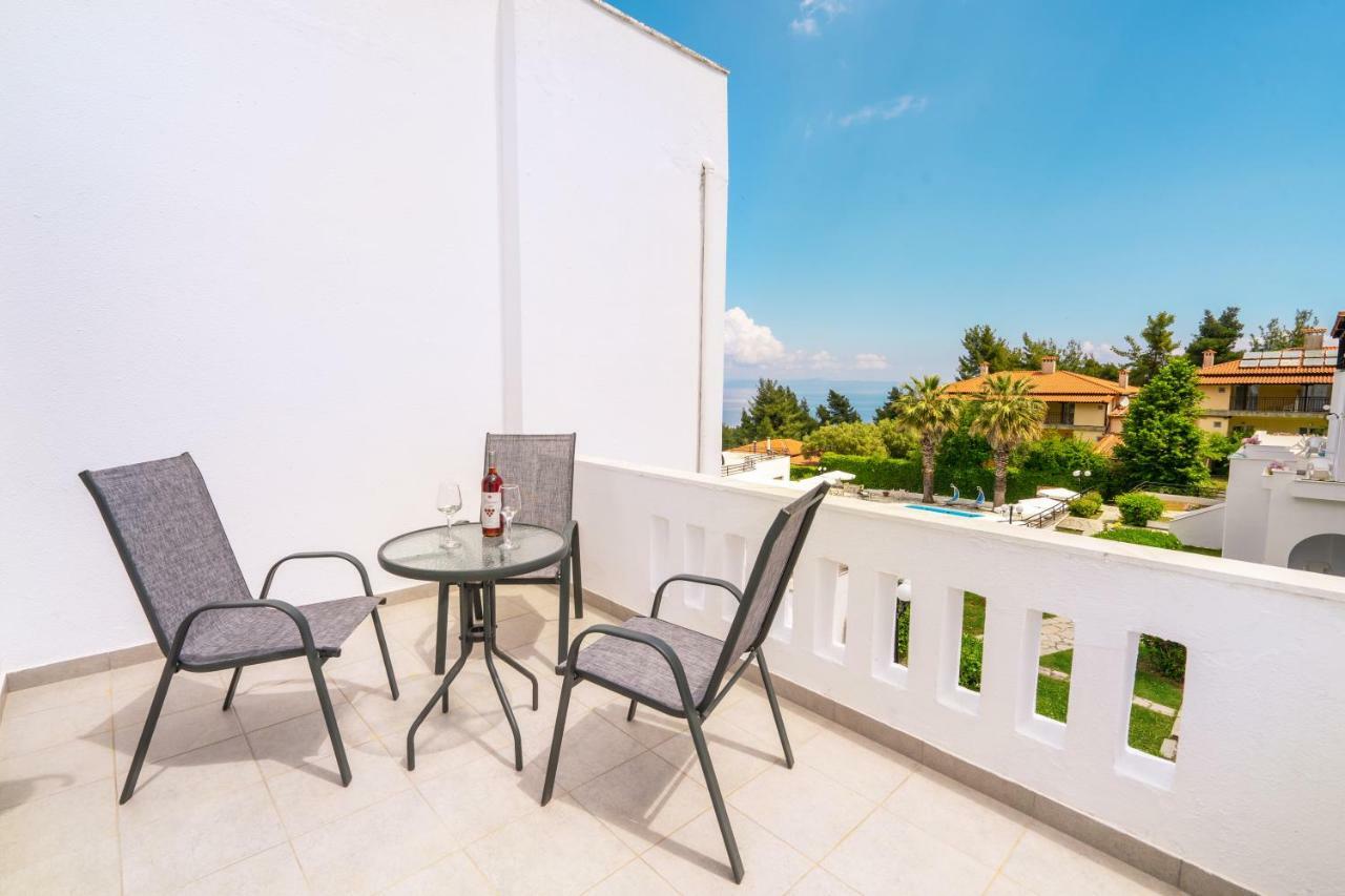 Theo Bungalows Boutique Hotel Kриопиги Екстериор снимка